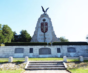 Спомен-комплекс Текериш